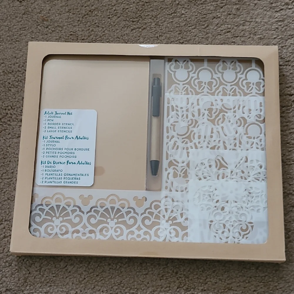 NWT! Disney's Mickey & Minnie Mouse Journal Kit with Stencils